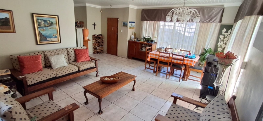 4 Bedroom Property for Sale in Kwaggasrand Gauteng