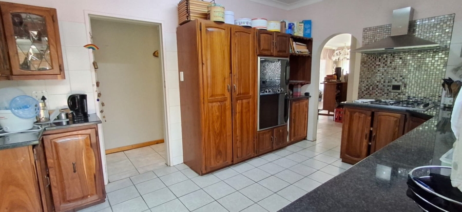 4 Bedroom Property for Sale in Kwaggasrand Gauteng