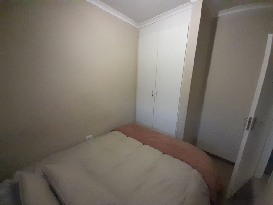 2 Bedroom Property for Sale in Ormonde View Gauteng
