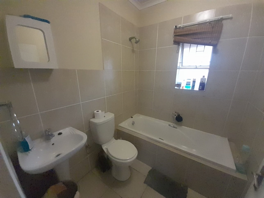 2 Bedroom Property for Sale in Ormonde View Gauteng