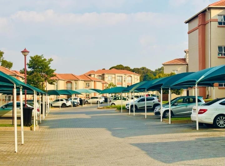 2 Bedroom Property for Sale in Ormonde View Gauteng