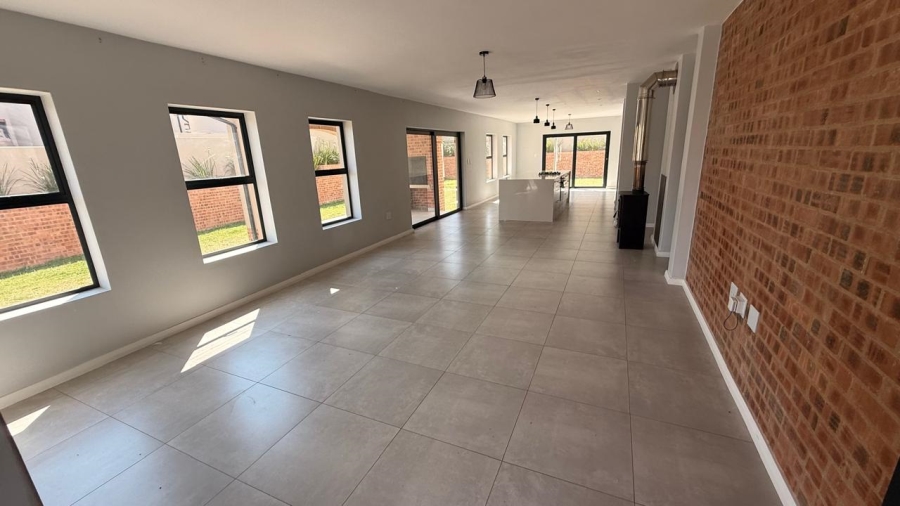To Let 3 Bedroom Property for Rent in Avianto Estates Gauteng