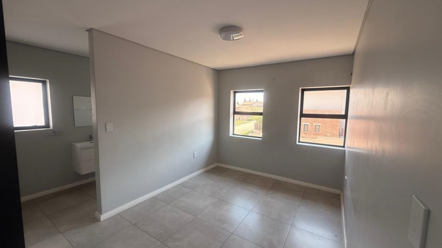 To Let 3 Bedroom Property for Rent in Avianto Estates Gauteng