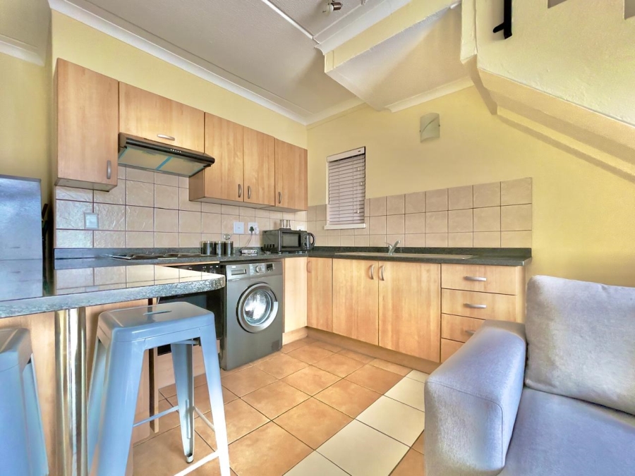 To Let 2 Bedroom Property for Rent in Noordwyk Gauteng