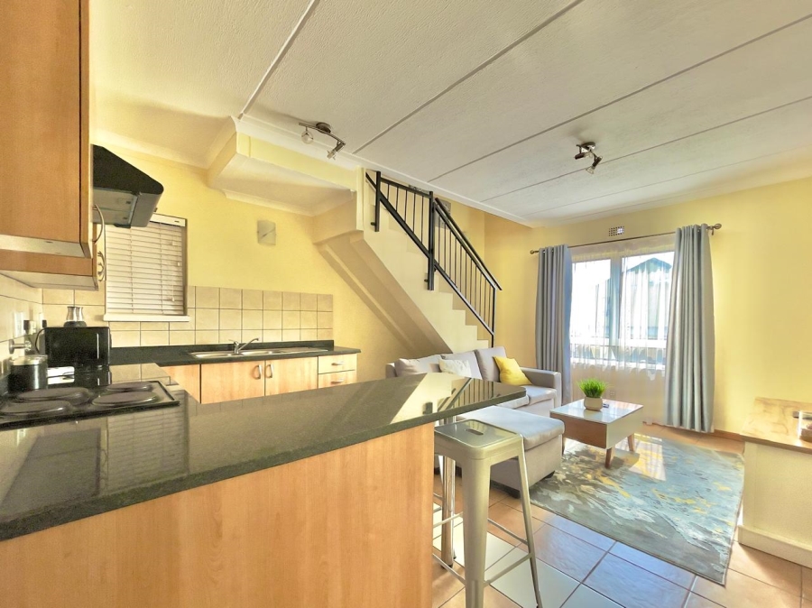 To Let 2 Bedroom Property for Rent in Noordwyk Gauteng