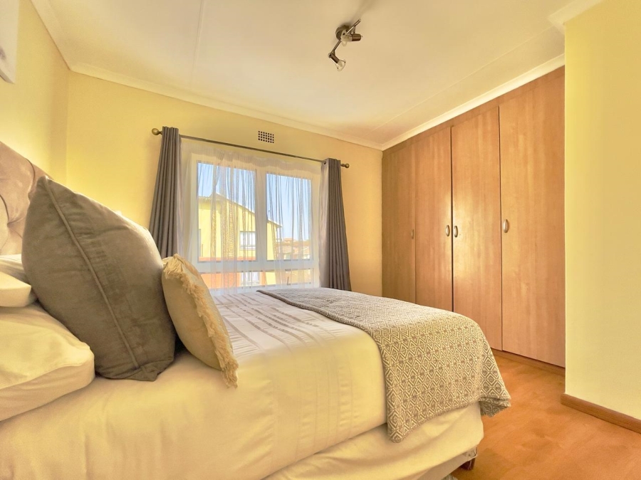 To Let 2 Bedroom Property for Rent in Noordwyk Gauteng