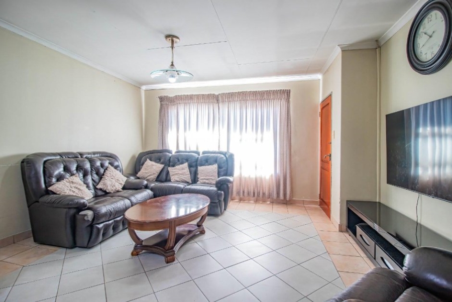 2 Bedroom Property for Sale in Bedfordview Gauteng