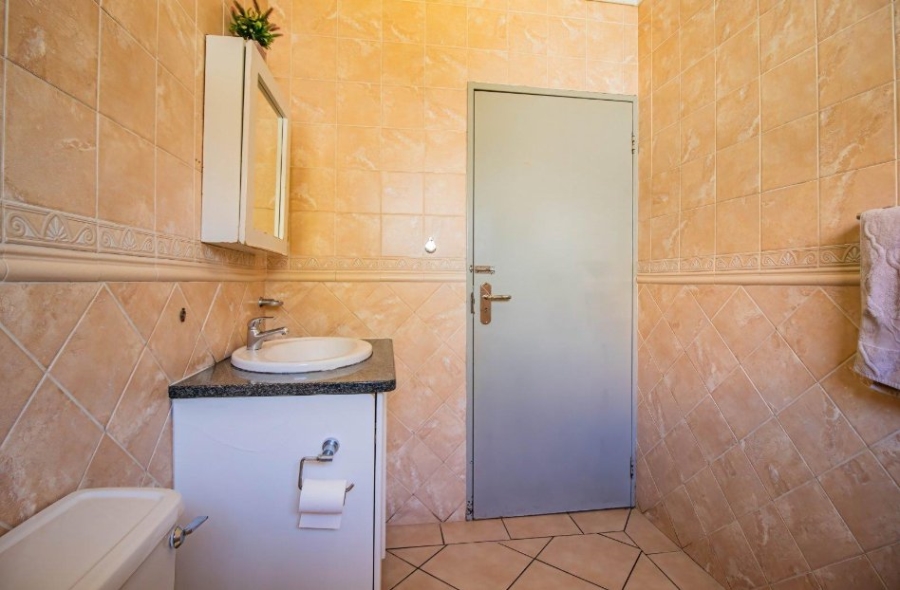 2 Bedroom Property for Sale in Bedfordview Gauteng