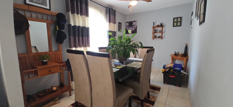 2 Bedroom Property for Sale in South Crest Gauteng