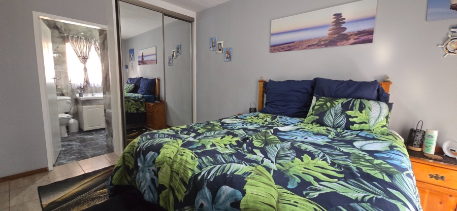 2 Bedroom Property for Sale in South Crest Gauteng
