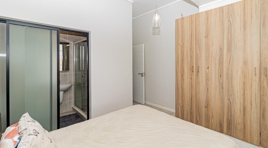 2 Bedroom Property for Sale in Linbro Park Gauteng