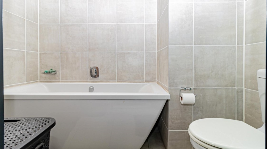 2 Bedroom Property for Sale in Linbro Park Gauteng