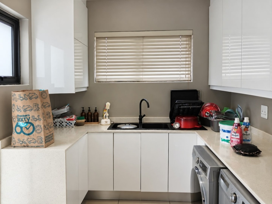 3 Bedroom Property for Sale in Blue Valley Golf Estate Gauteng