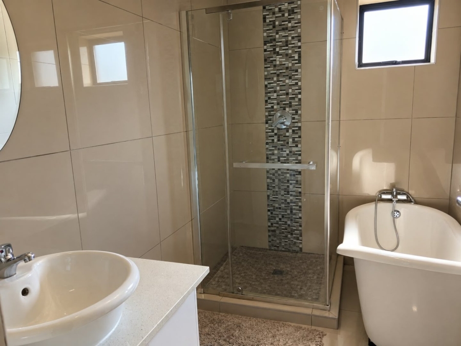 3 Bedroom Property for Sale in Blue Valley Golf Estate Gauteng