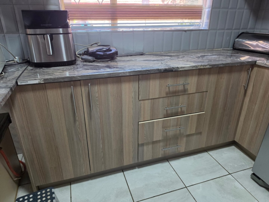 3 Bedroom Property for Sale in Lilianton Gauteng