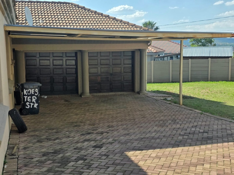 5 Bedroom Property for Sale in Kwaggasrand Gauteng