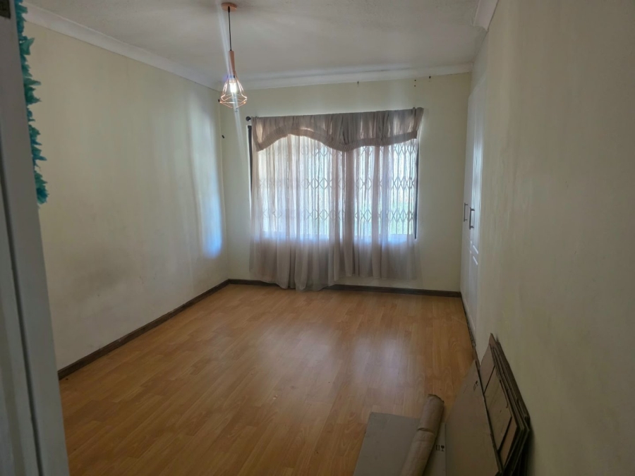 5 Bedroom Property for Sale in Kwaggasrand Gauteng