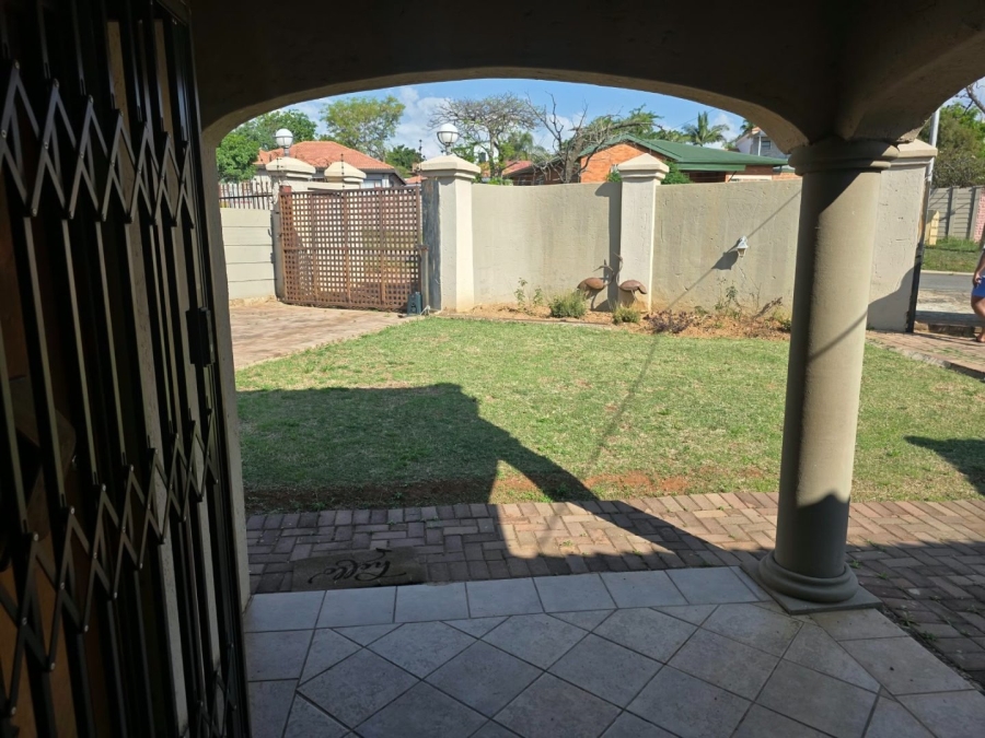 5 Bedroom Property for Sale in Kwaggasrand Gauteng