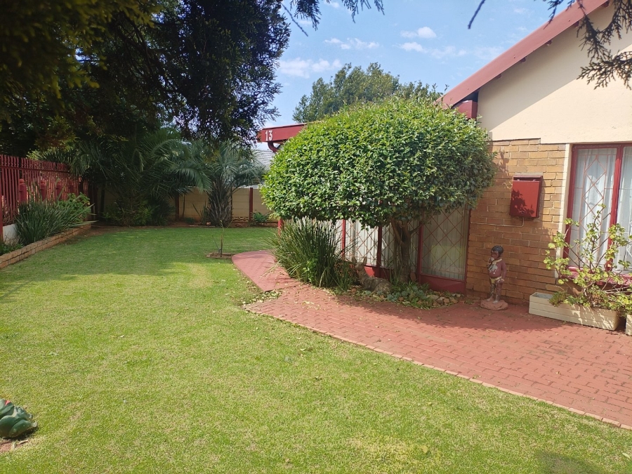3 Bedroom Property for Sale in Edelweiss Gauteng