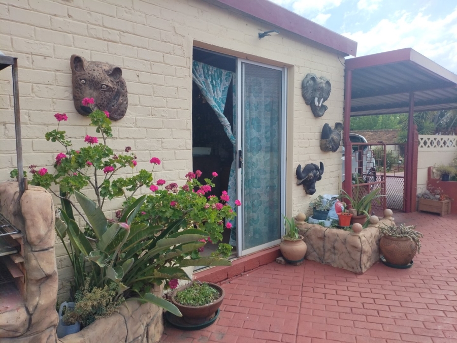 3 Bedroom Property for Sale in Edelweiss Gauteng