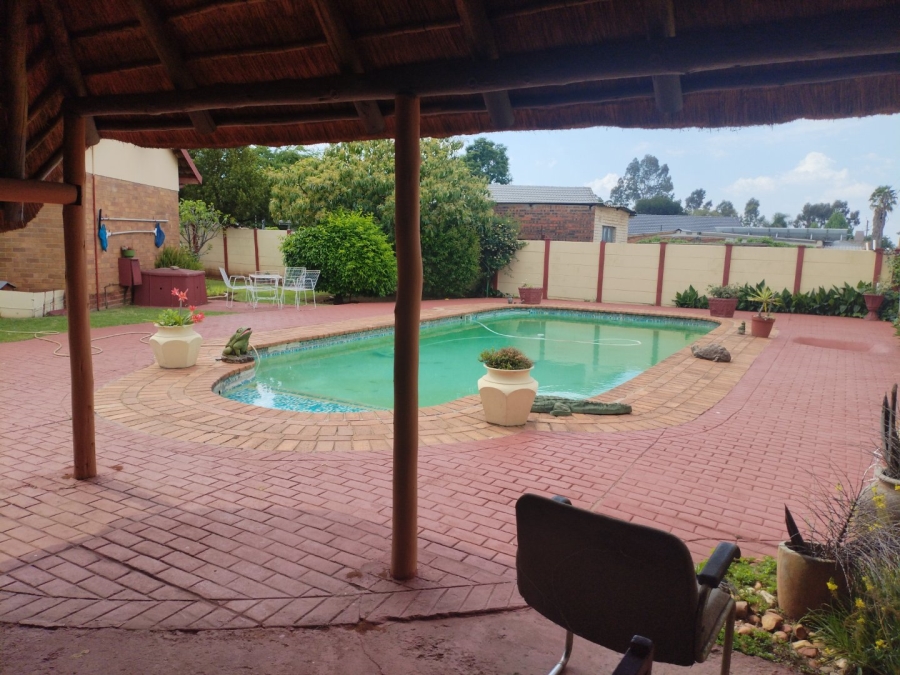 3 Bedroom Property for Sale in Edelweiss Gauteng