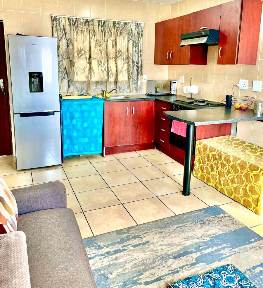 1 Bedroom Property for Sale in Ormonde View Gauteng