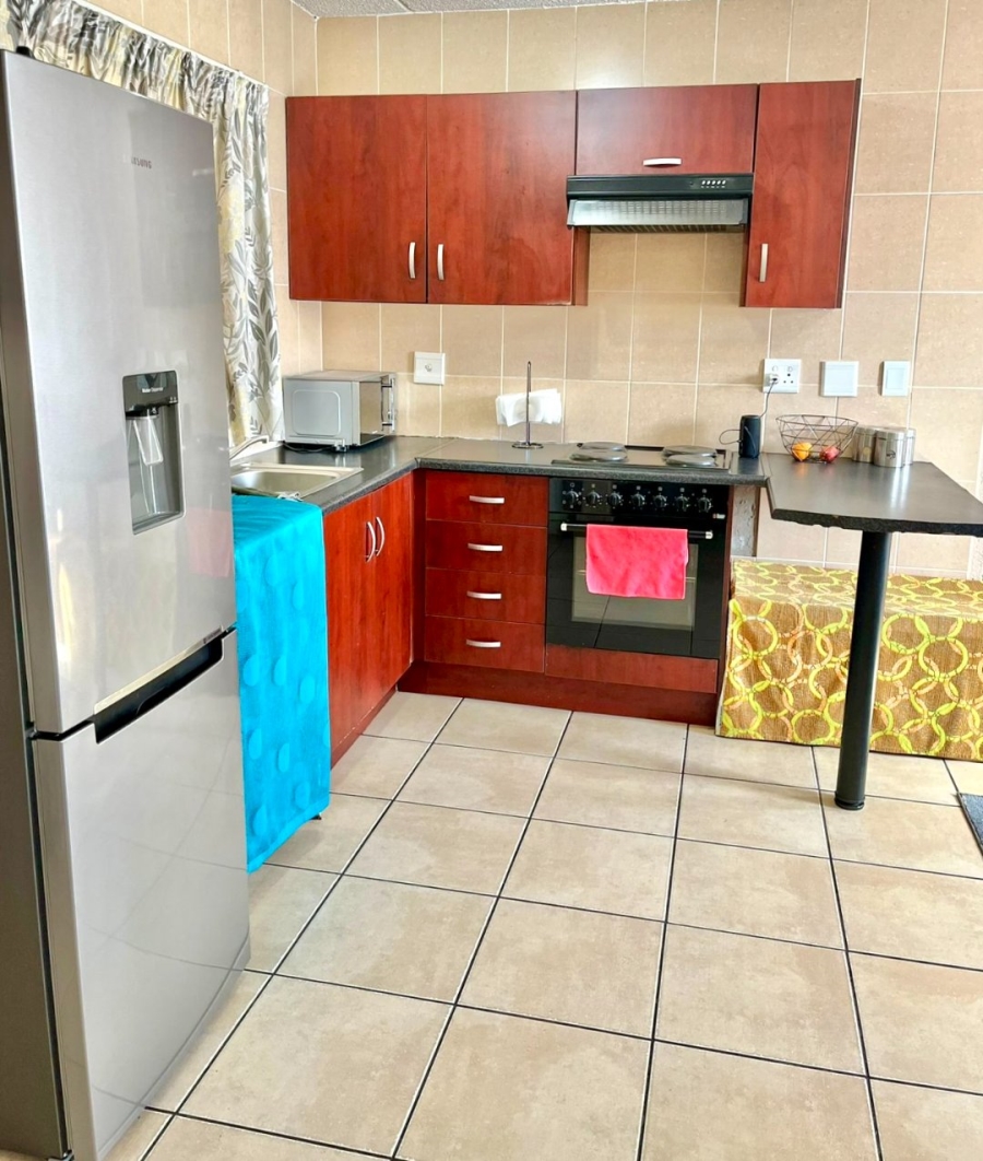 1 Bedroom Property for Sale in Ormonde View Gauteng