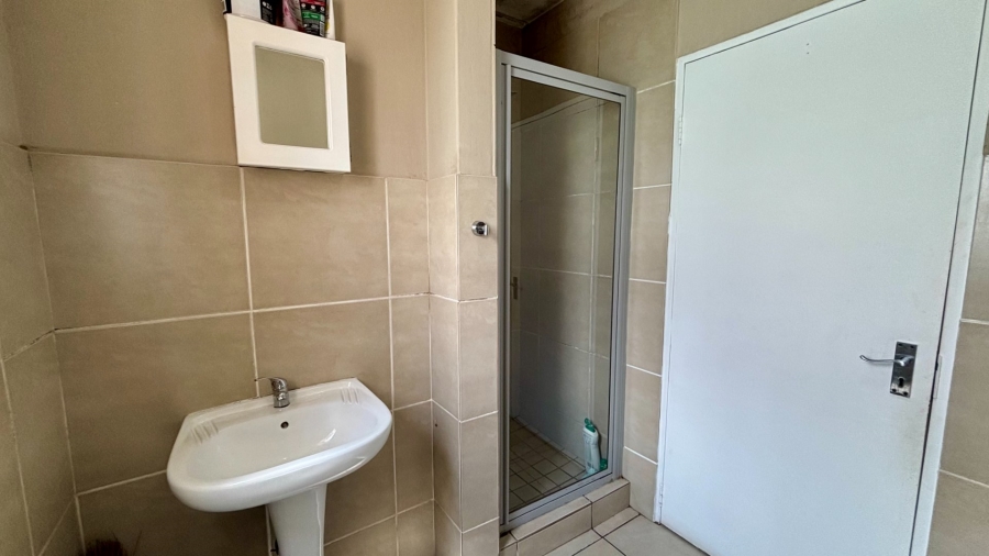 2 Bedroom Property for Sale in Ormonde View Gauteng