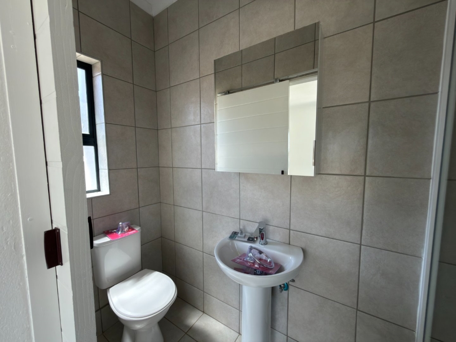 To Let 2 Bedroom Property for Rent in Brakpan Central Gauteng