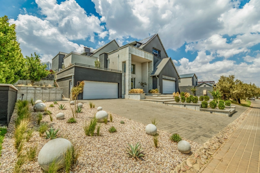 4 Bedroom Property for Sale in Waterfall Country Estate Gauteng