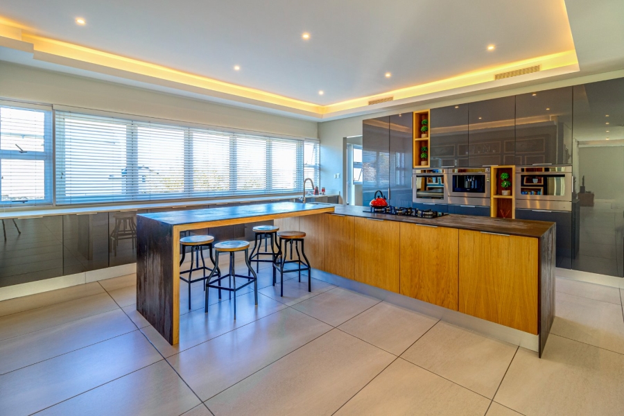 4 Bedroom Property for Sale in Waterfall Country Estate Gauteng