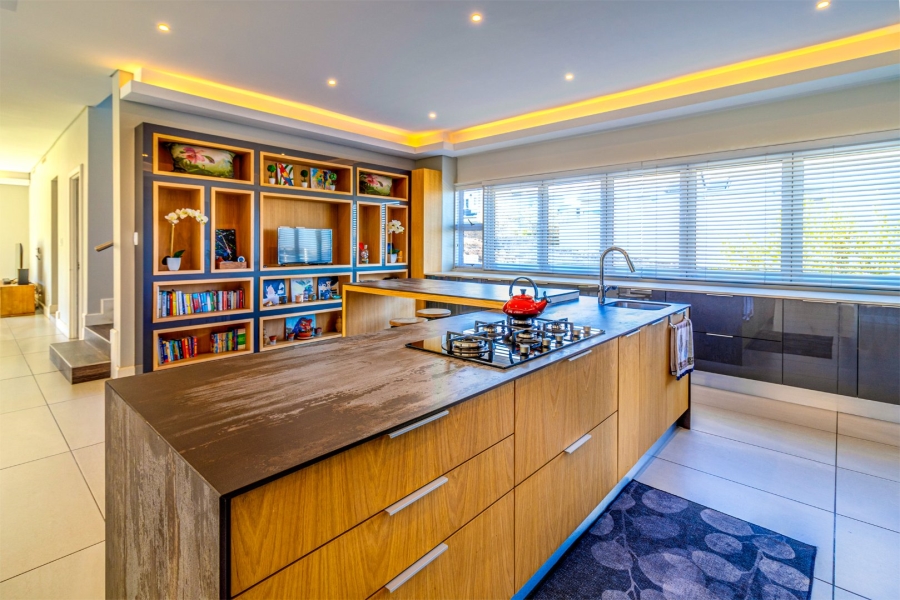 4 Bedroom Property for Sale in Waterfall Country Estate Gauteng
