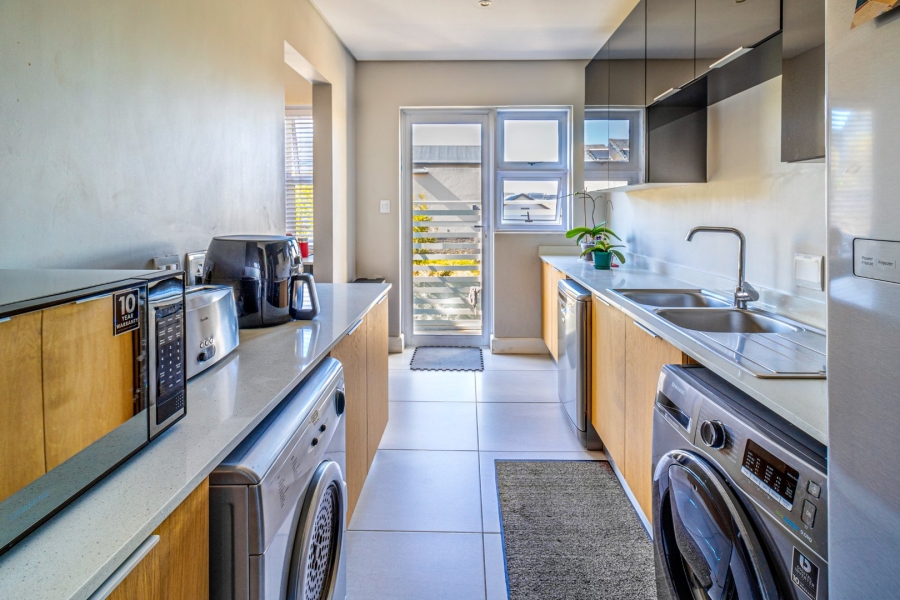 4 Bedroom Property for Sale in Waterfall Country Estate Gauteng
