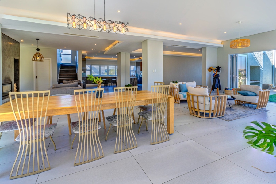 4 Bedroom Property for Sale in Waterfall Country Estate Gauteng