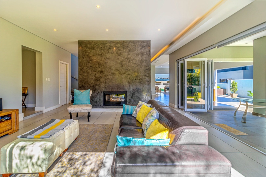 4 Bedroom Property for Sale in Waterfall Country Estate Gauteng