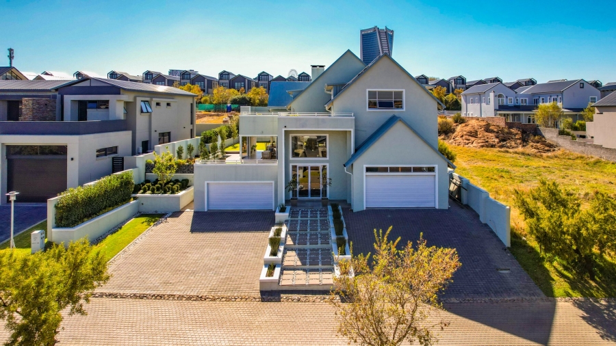 4 Bedroom Property for Sale in Waterfall Country Estate Gauteng