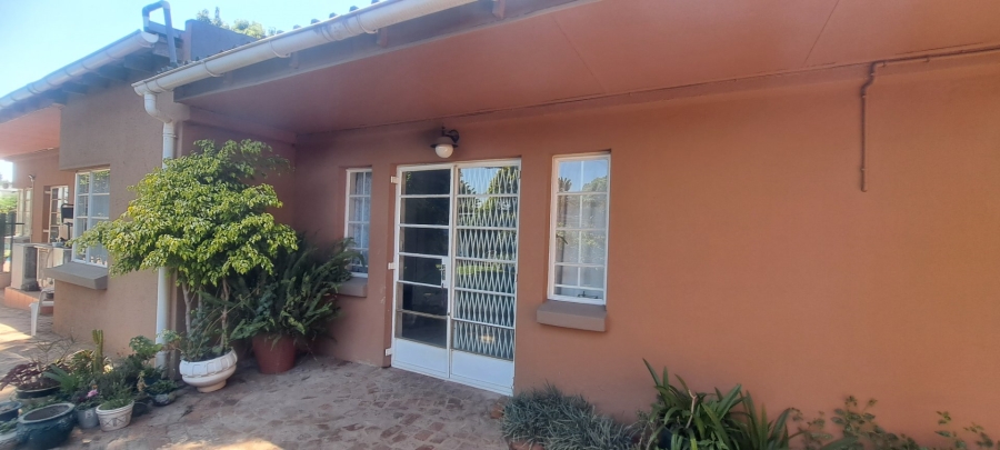 To Let 1 Bedroom Property for Rent in Hurlyvale Gauteng