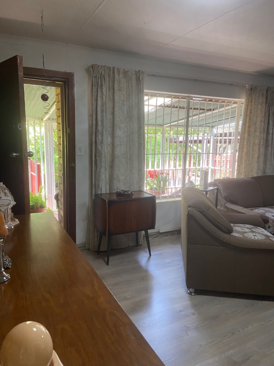 3 Bedroom Property for Sale in Illiondale Gauteng