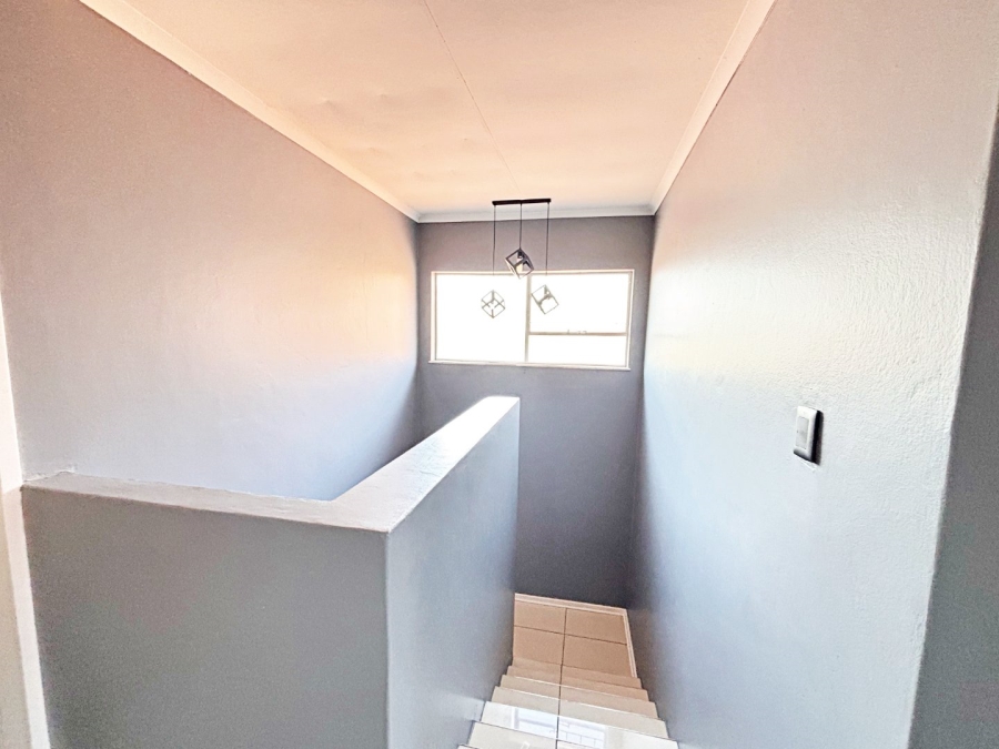 3 Bedroom Property for Sale in Wierda Park Gauteng