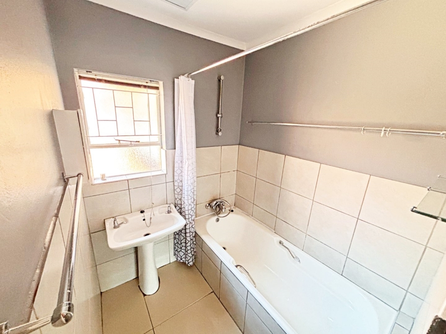 3 Bedroom Property for Sale in Wierda Park Gauteng
