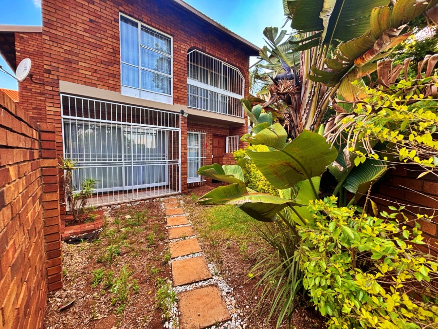 3 Bedroom Property for Sale in Wierda Park Gauteng