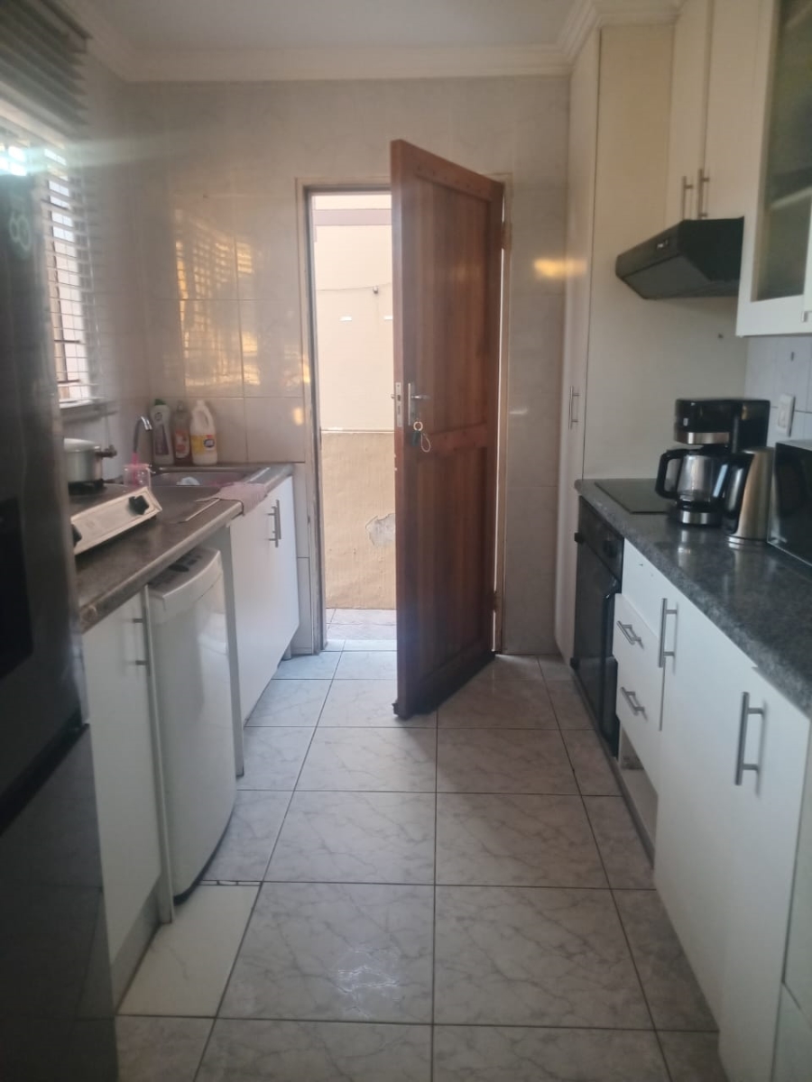 To Let 3 Bedroom Property for Rent in Evans Park Gauteng