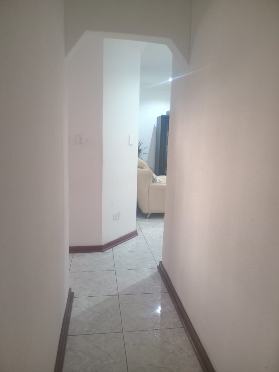 To Let 3 Bedroom Property for Rent in Evans Park Gauteng