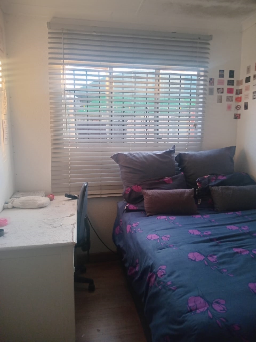To Let 3 Bedroom Property for Rent in Evans Park Gauteng
