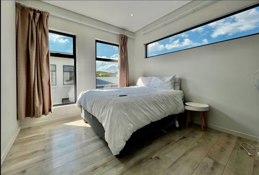  Bedroom Property for Sale in Crowthorne AH Gauteng