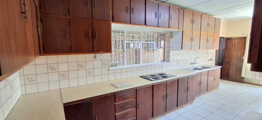 8 Bedroom Property for Sale in West Park Gauteng