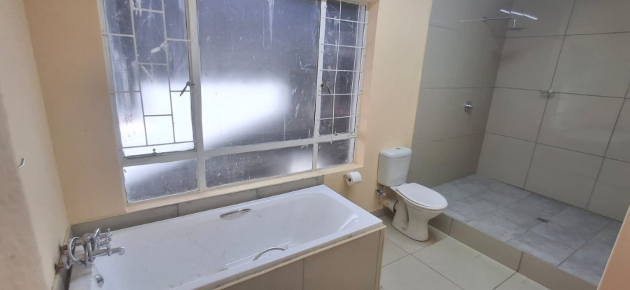 8 Bedroom Property for Sale in West Park Gauteng