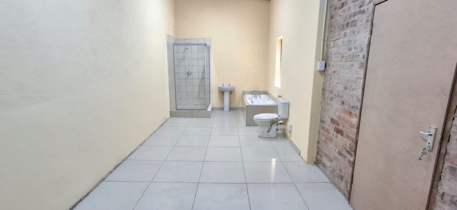 8 Bedroom Property for Sale in West Park Gauteng