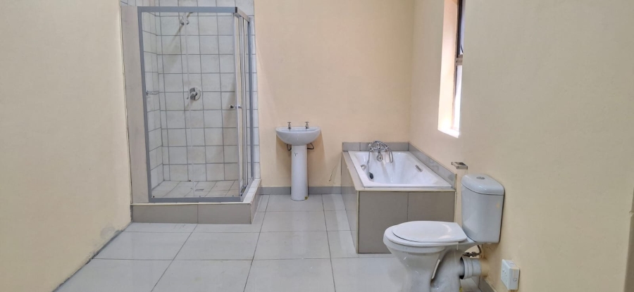 8 Bedroom Property for Sale in West Park Gauteng