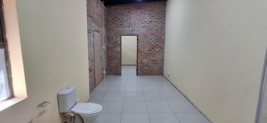 8 Bedroom Property for Sale in West Park Gauteng